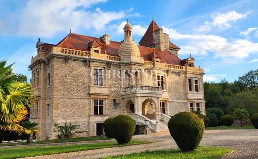 Schloss in Angoulême, Nouvelle-Aquitaine, Frankreich 1