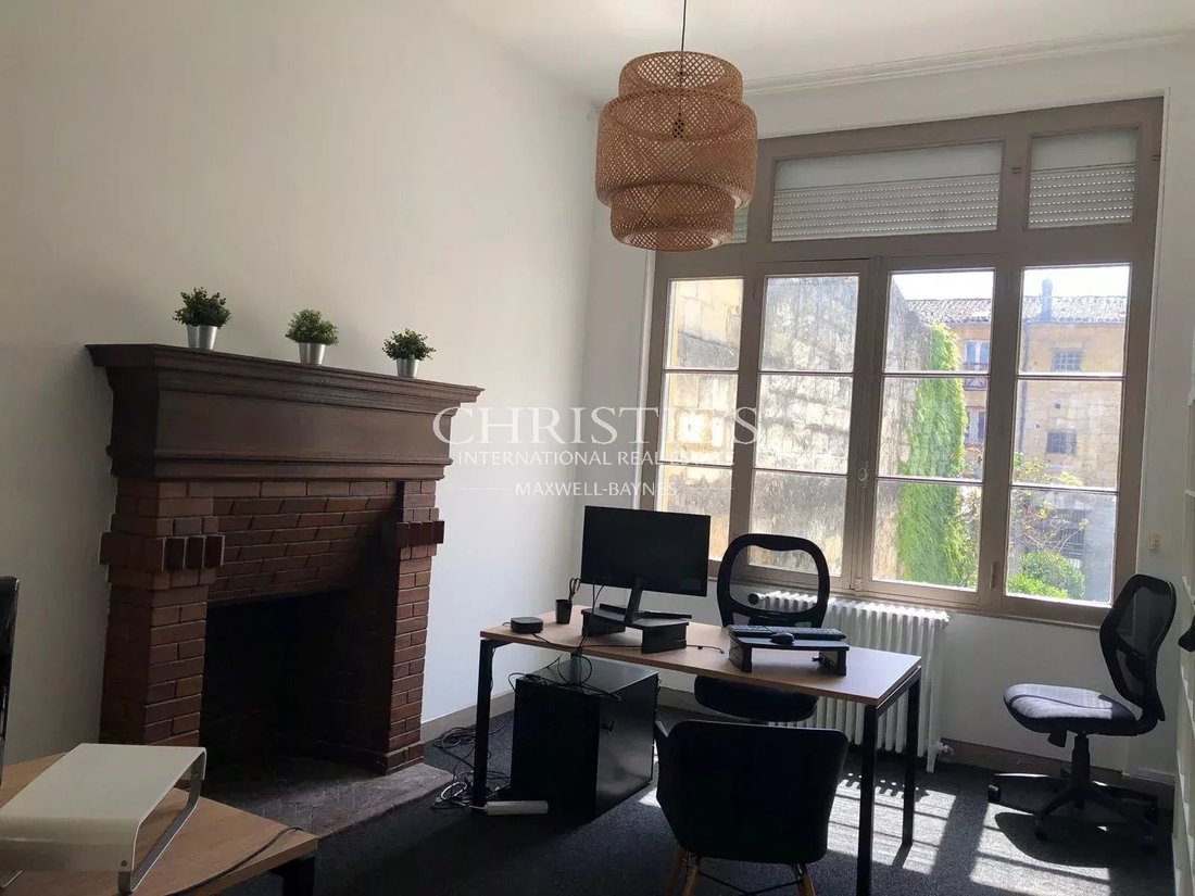Estate in Libourne, Nouvelle-Aquitaine, France 2 - 14372474