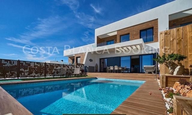Chalet in Finestrat, Valencian Community, Spain 2 - 15557910