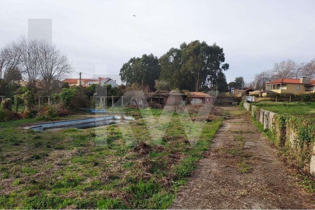 Land in Mafamude e Vilar do Paraiso, Porto District, Portugal 1 - 15561442