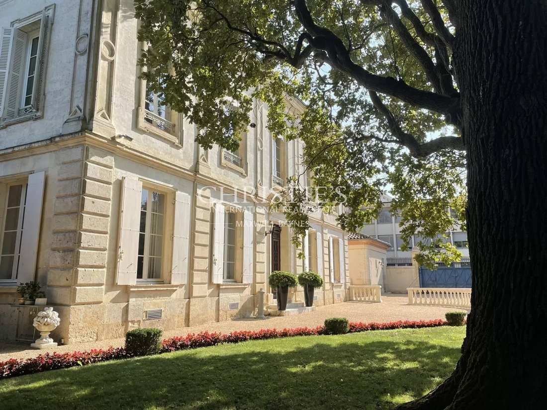 House in École Joseph Bara-Groupe scolaire Carnot-Hôtel de Ville, Agen, France 3 - 14493776