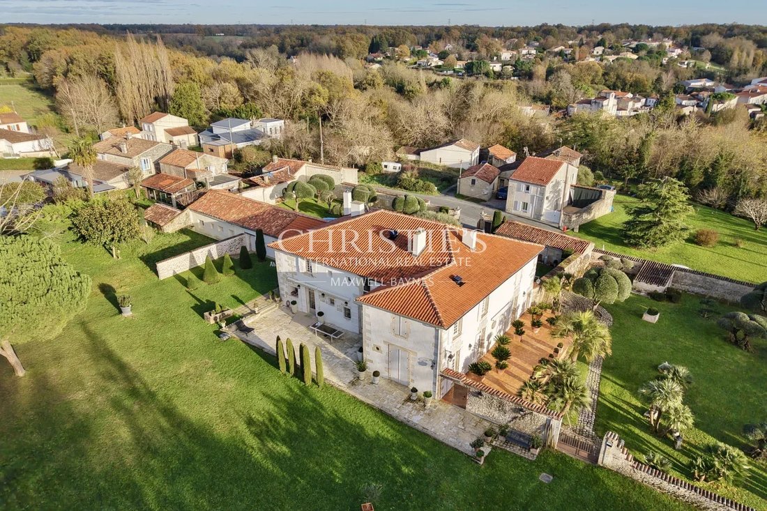 House in Centre, Saintes, France 3 - 15365909