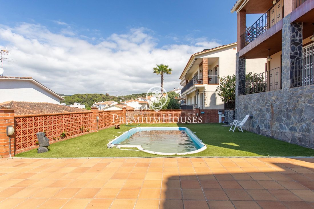 House in Arenys de Mar, Catalonia, Spain 2 - 15560391