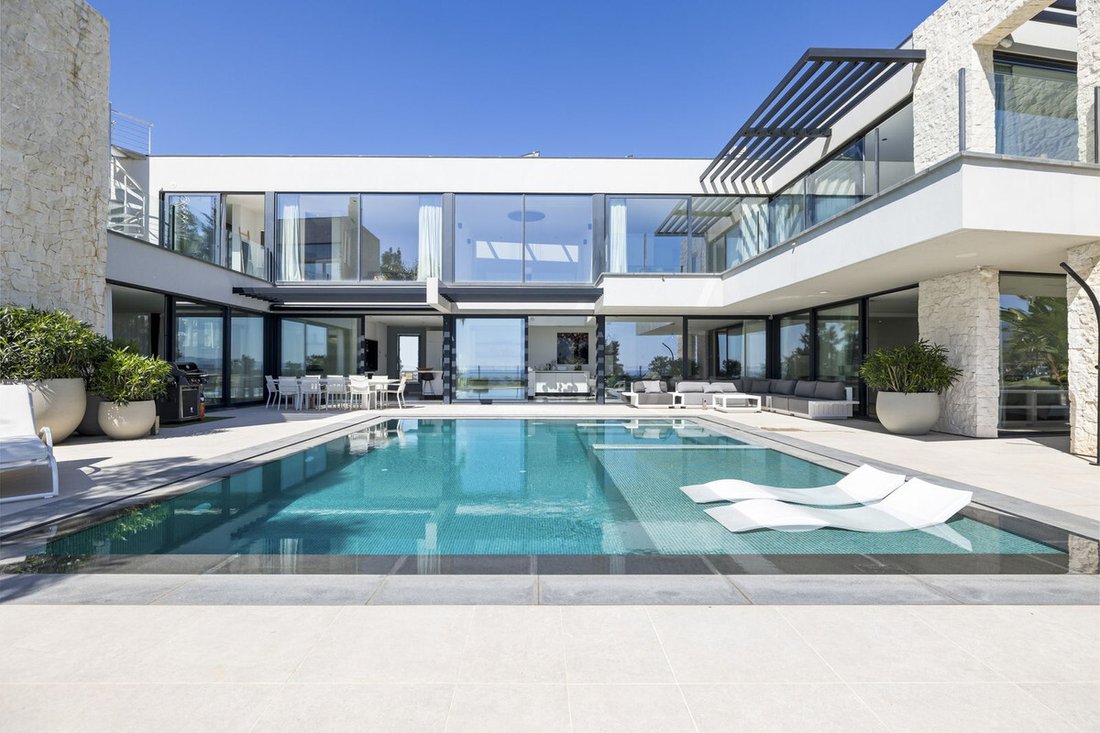 Villa in Benahavis, Andalusia, Spain 5 - 15557508