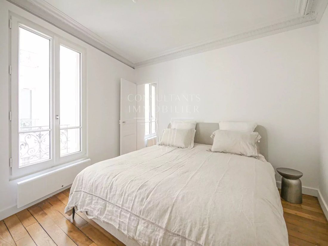 Apartment in Invalides, Paris 7e Arrondissement, Paris 5 - 12994193