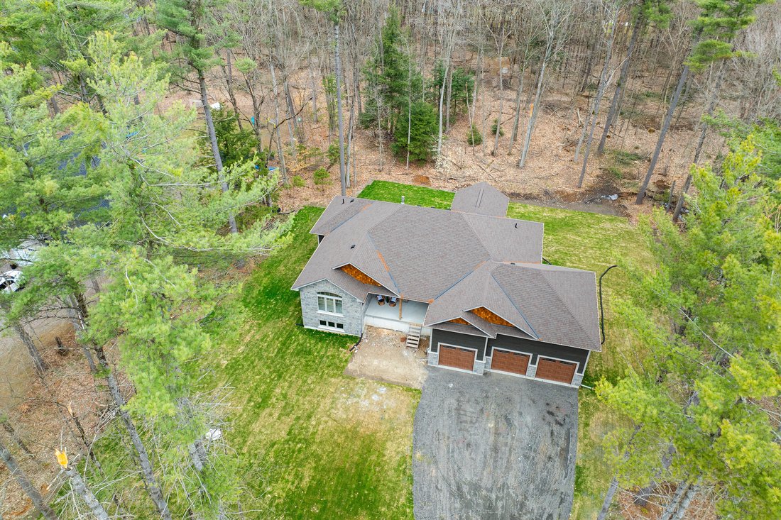 House in Gravenhurst, Ontario, Canada 5 - 15289555