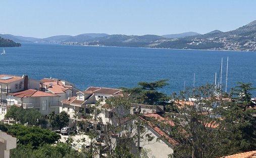 Apartment in Okrug Donji, Split-Dalmatia County, Croatia 1