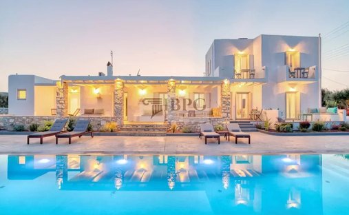 Villa in Cyclades, Aegean, Greece 1