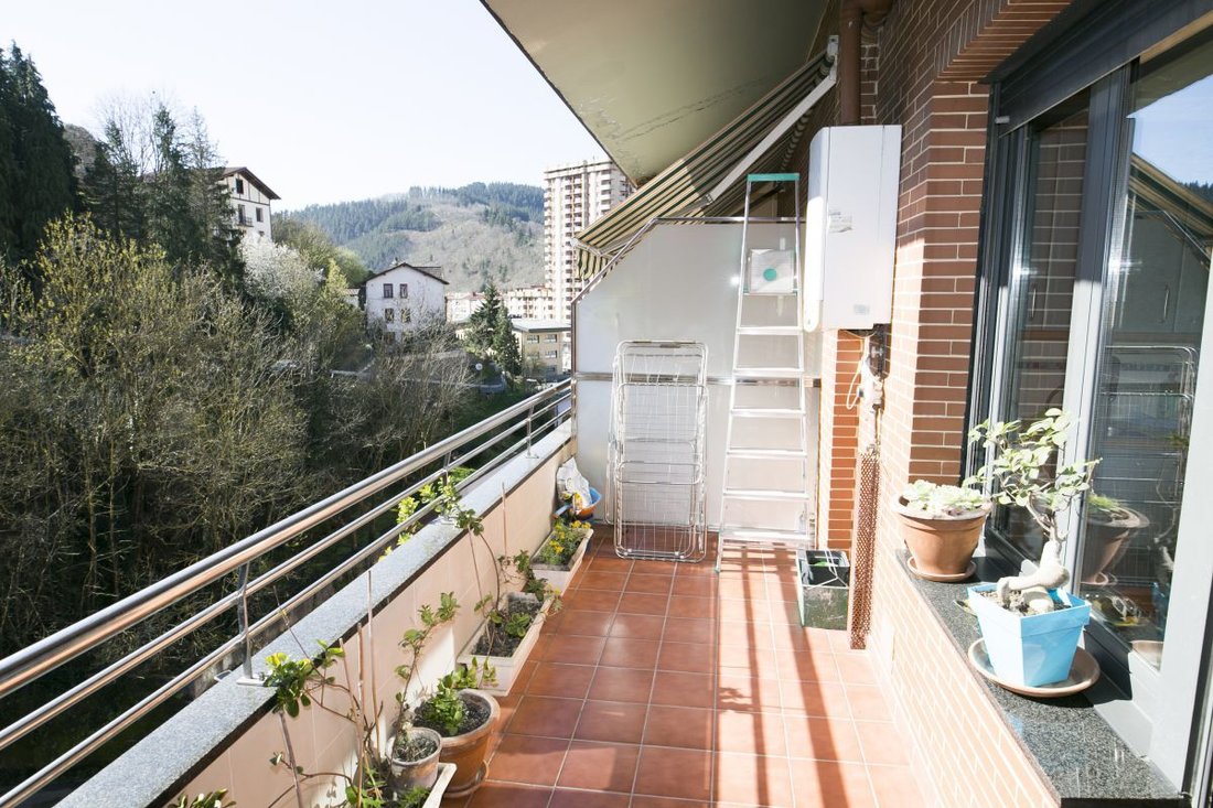 Apartment in Arrasate / Mondragon, Basque Country, Spain 4 - 15557260