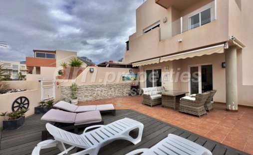 Townhouse in Santiago del Teide, Canary Islands, Spain 1