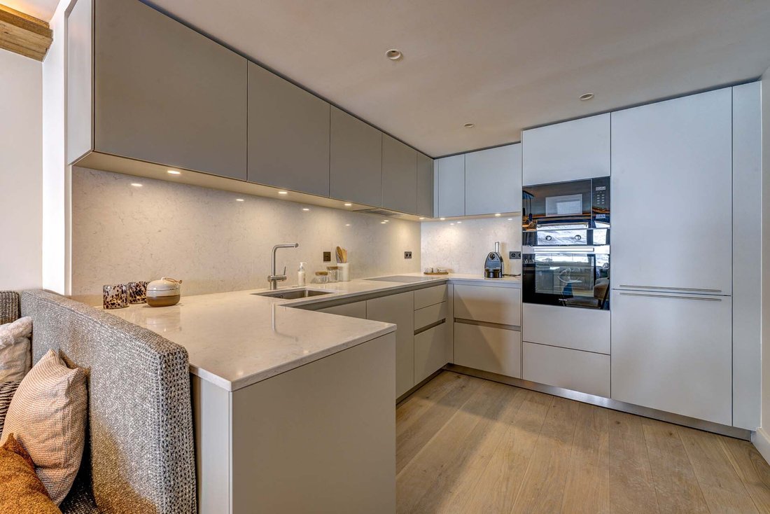 Apartment in Val-d'Isere, Auvergne-Rhône-Alpes, France 2 - 15556021