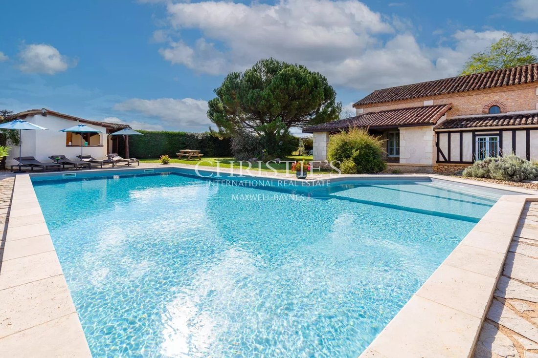 House in Le Bugue, Nouvelle-Aquitaine, France 4 - 14828043