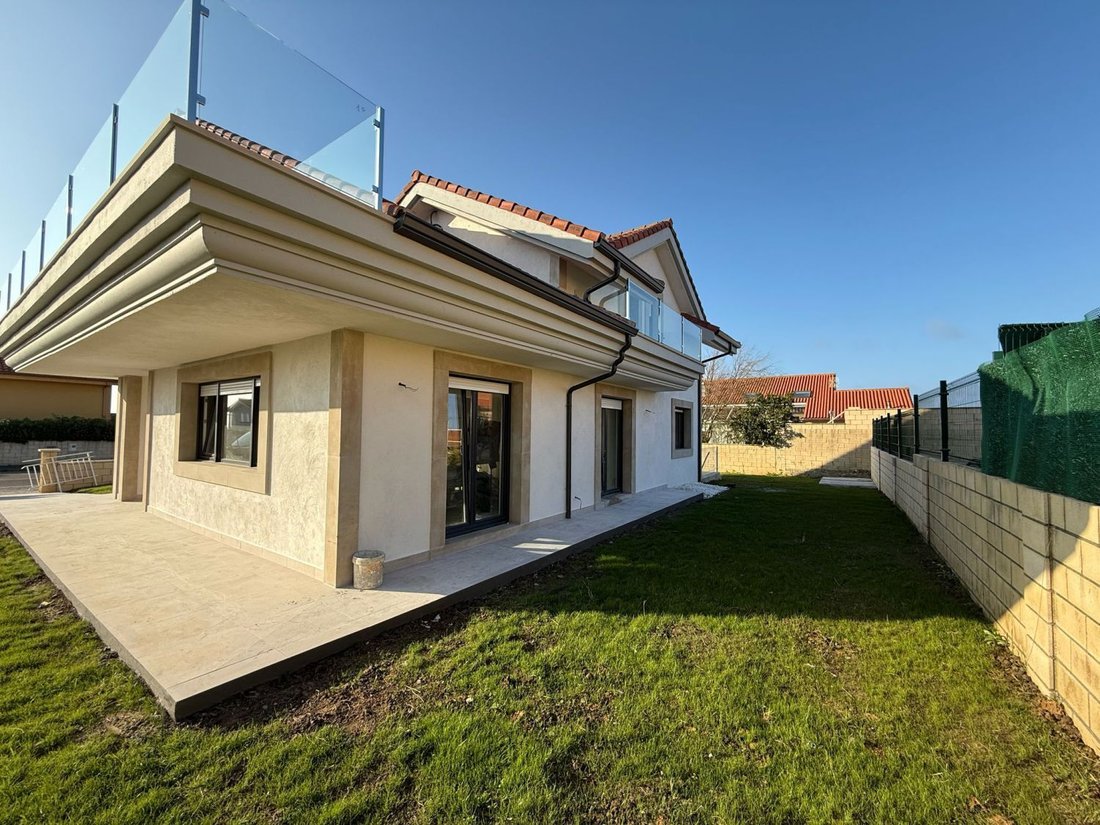 Chalet in Bareyo, Cantabria, Spain 5 - 15557377