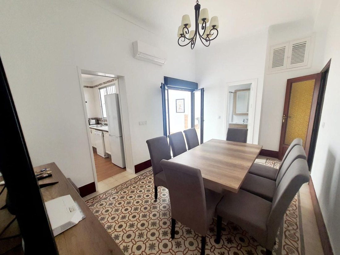 House in Los Remedios, Seville, Spain 1 - 15556282