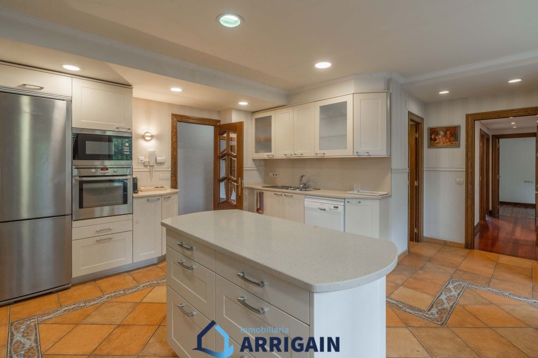 Apartment in Ipar-Ekialdea, Donostia-San Sebastian, Spain 2 - 15558873