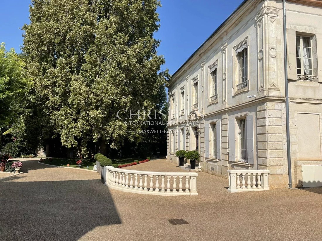 House in École Joseph Bara-Groupe scolaire Carnot-Hôtel de Ville, Agen, France 5 - 14493776