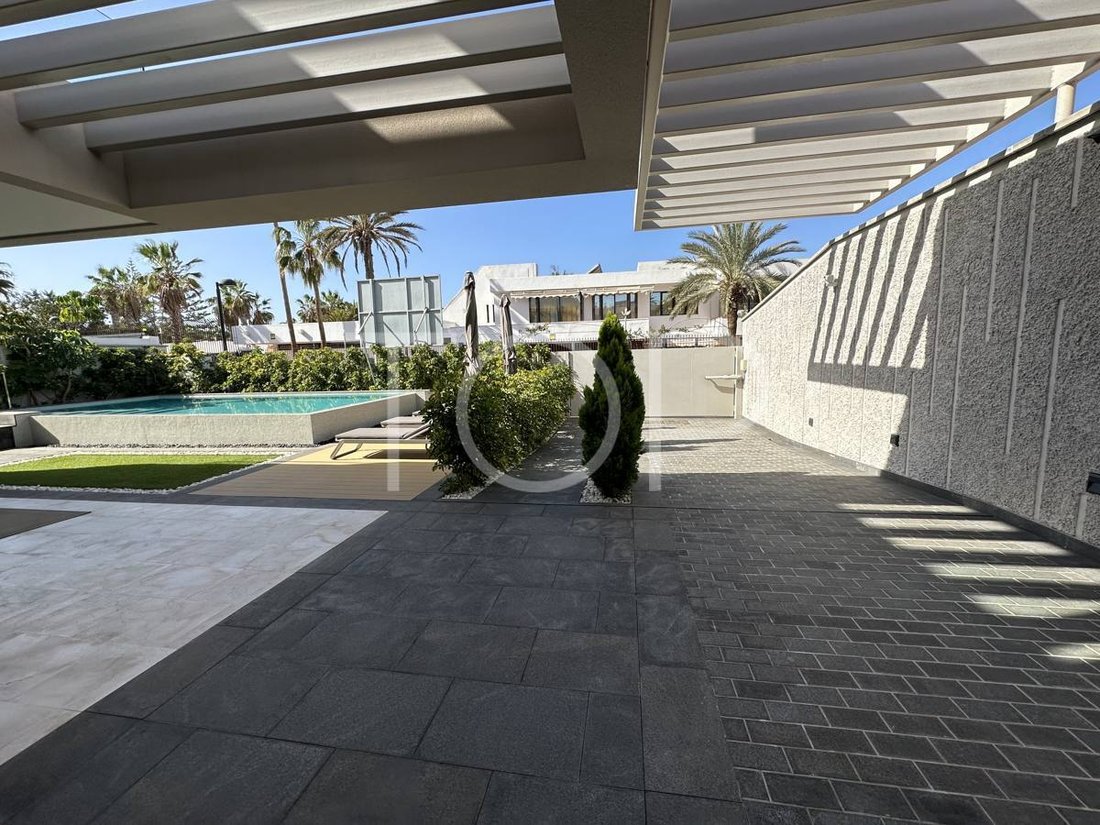 Villa in Playa de las Americas, Canary Islands, Spain 4 - 15561289