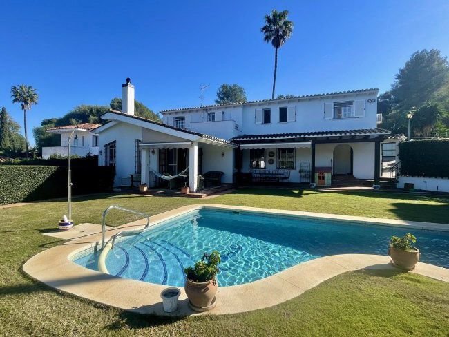 Villa in Sotogrande, San Roque, Andalusia 2 - 15556956