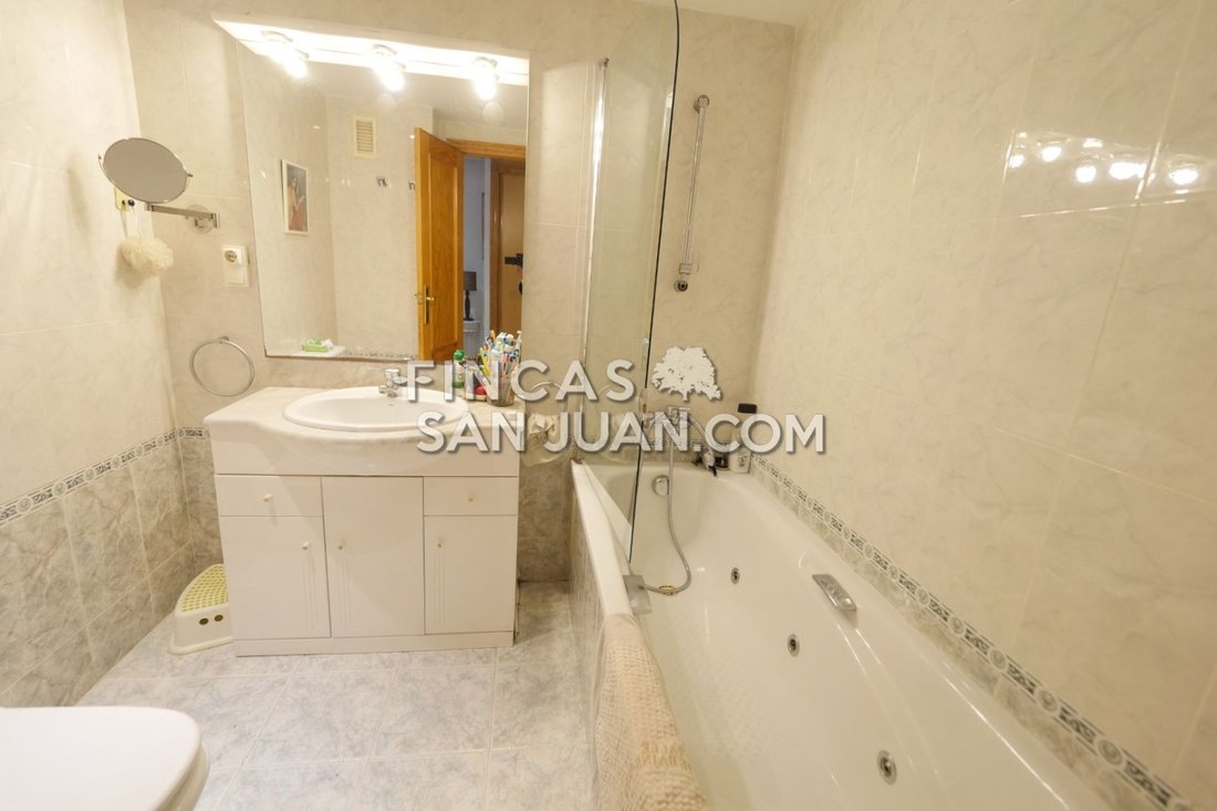 Apartment in el Campello, Valencian Community, Spain 5 - 15556606