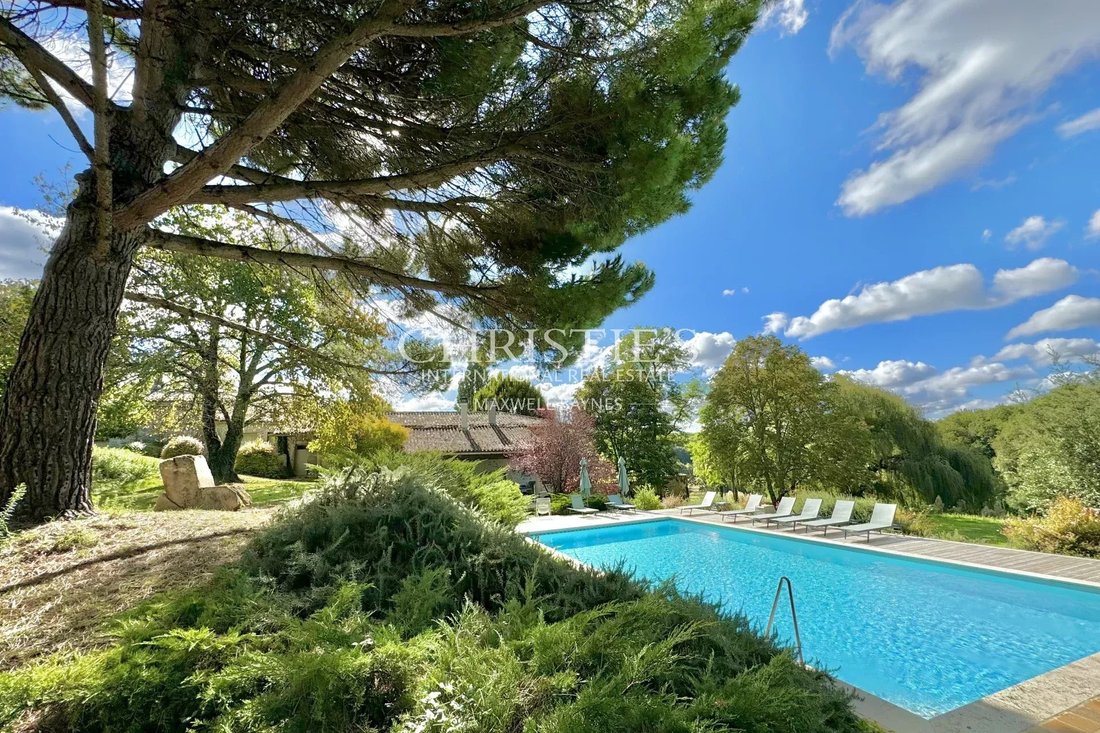 House in Moulidars, Nouvelle-Aquitaine, France 2 - 14683420