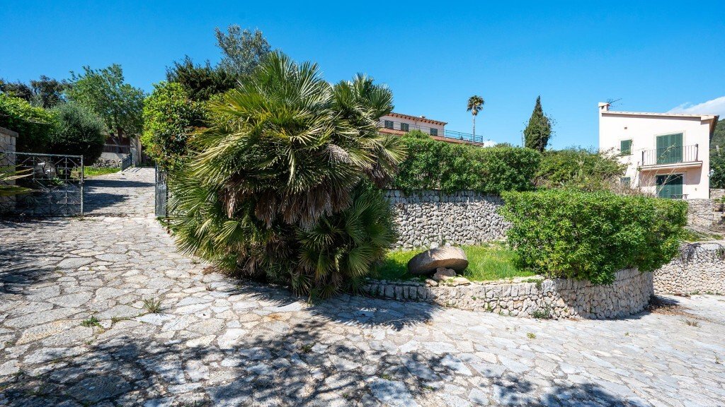 Land in Puigpunyent, Balearic Islands, Spain 3 - 15559841