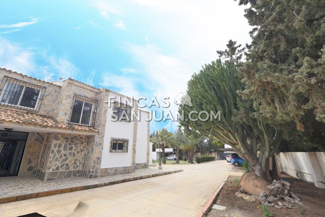 Chalet in San Juan Playa, Alicante, Valencian Community 2 - 15556652