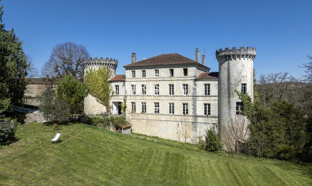 A Light Filled Château In An Exceptional Natural Setting – Just Outside Angoulême