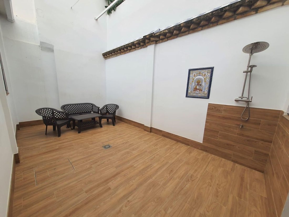House in Los Remedios, Seville, Spain 3 - 15556282