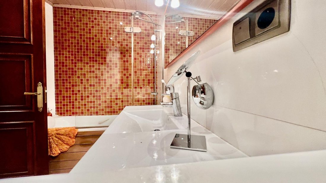 Apartment in Ciutat Vella, Valencia, Spain 4 - 15557209