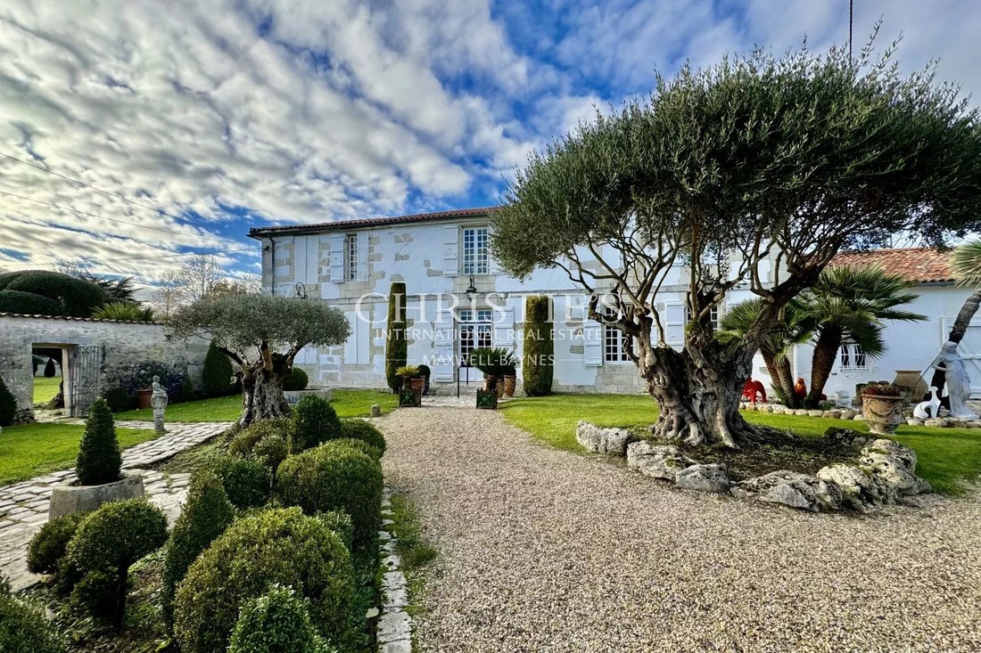House in Centre, Saintes, France 4 - 15365909