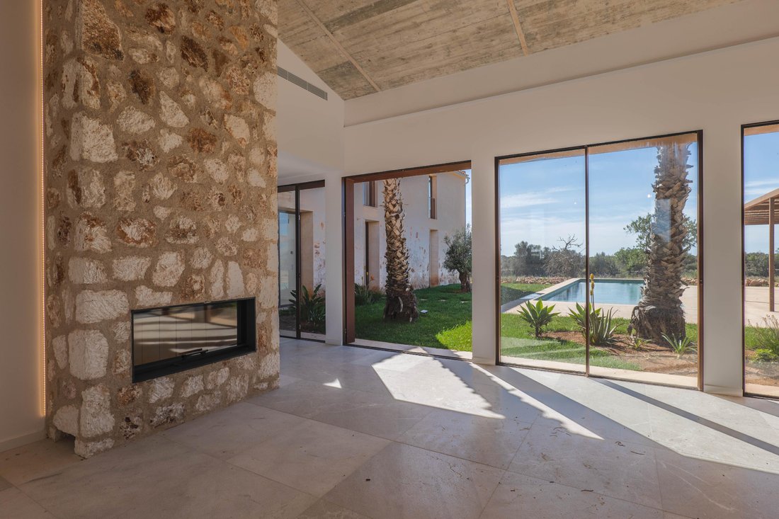 Farm Ranch in ses Salines, Balearic Islands, Spain 4 - 14966139