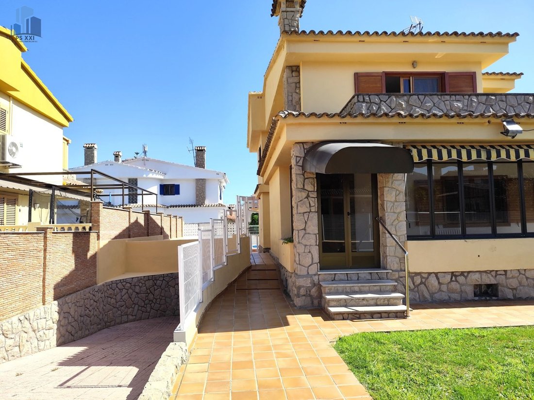 Chalet in Benicassim, Valencian Community, Spain 2 - 15247389
