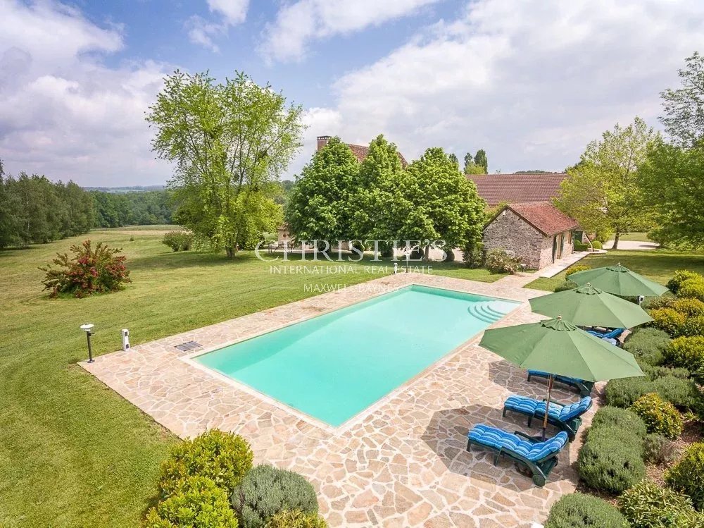 House in Thiviers, Nouvelle-Aquitaine, France 3 - 13853323