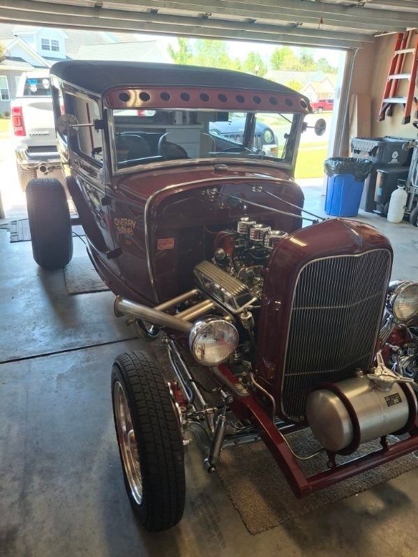 Coupe in Glendale, United States 3 - 15561523