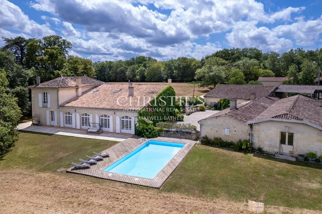 Farm Ranch in La Dominelais, Brittany, France 1 - 14377703