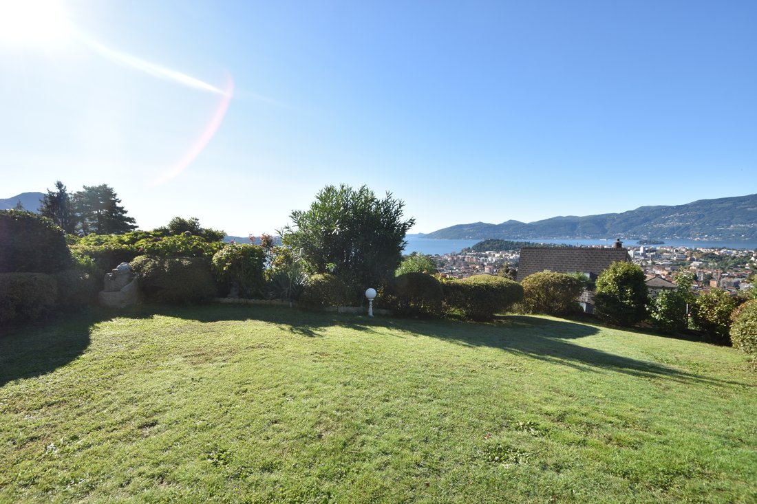Townhouse in Verbania, Piedmont, Italy 4 - 15556149