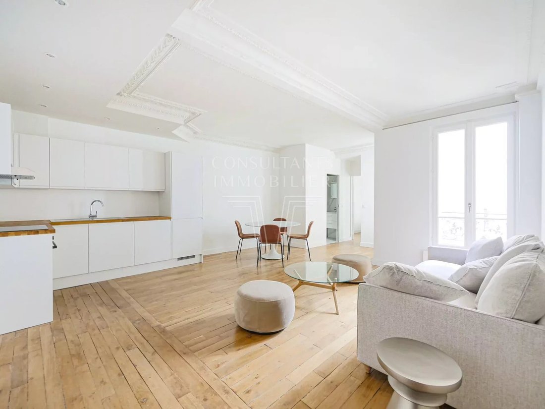 Apartment in Gros Caillou, Paris 7e Arrondissement, Paris 1 - 12994188