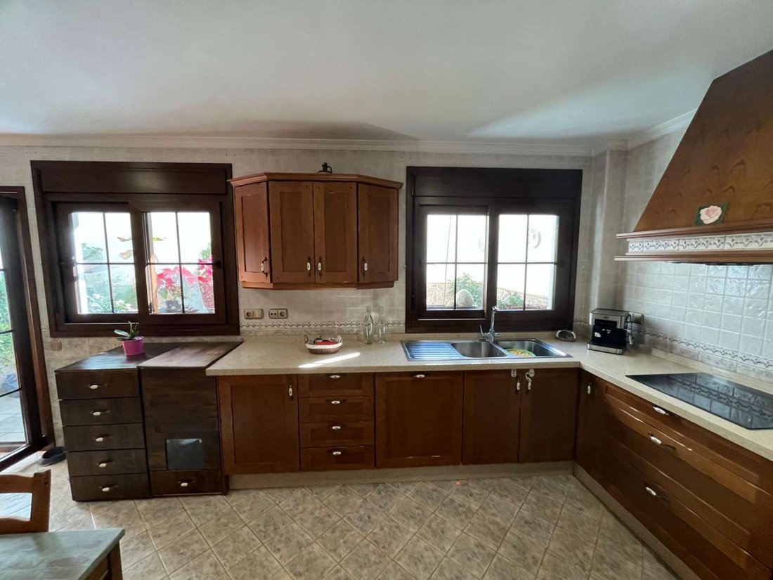 Chalet in Este, Malaga, Spain 4 - 15559988