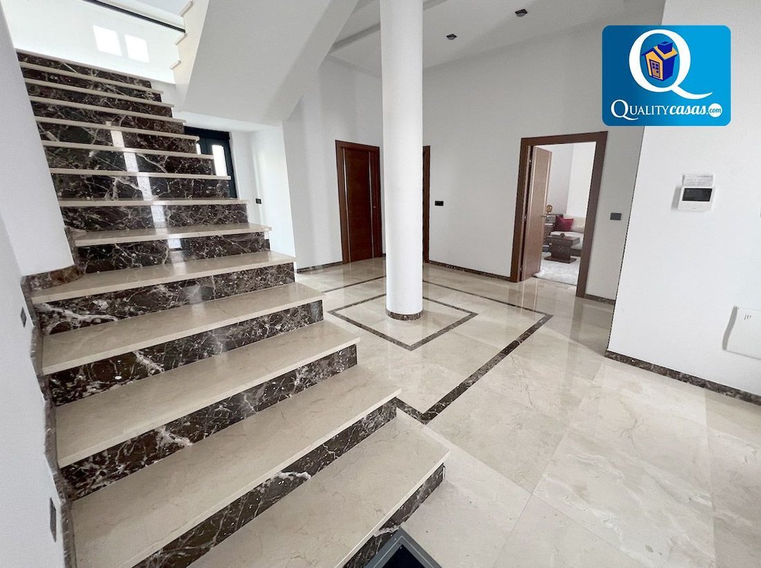 Chalet in Mutxamel, Valencian Community, Spain 4 - 15557393