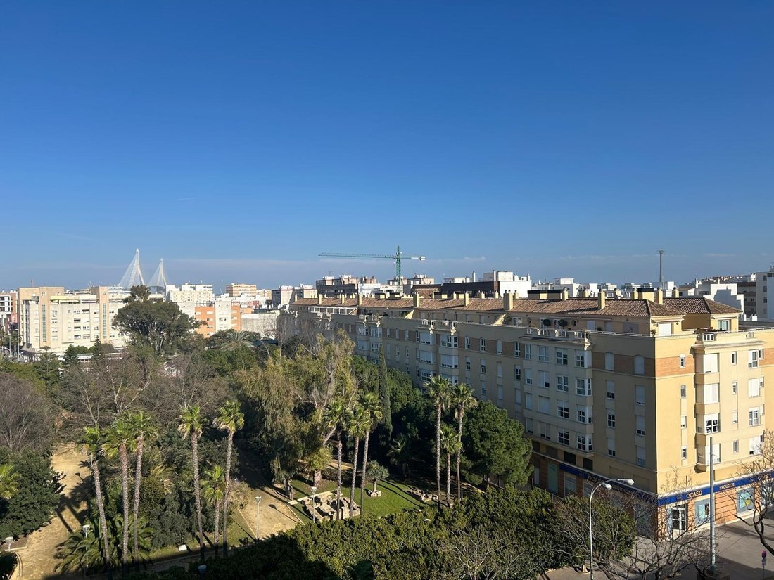 Apartment in Cadiz, Andalusia, Spain 2 - 15558408