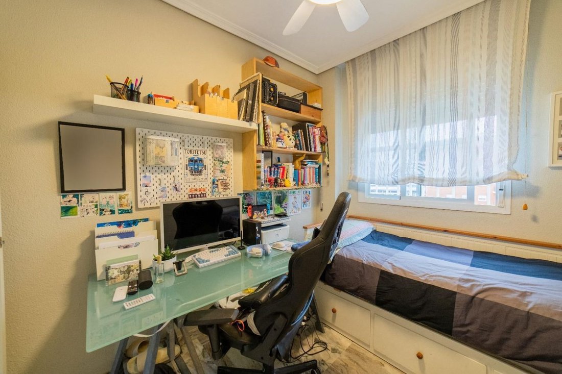 Apartment in Distrito San Pablo-Santa Justa, Seville, Spain 2 - 15557238
