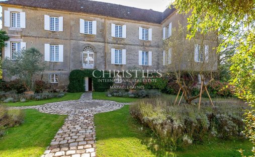 Gers Château Of 1300m² On 5 Hectares