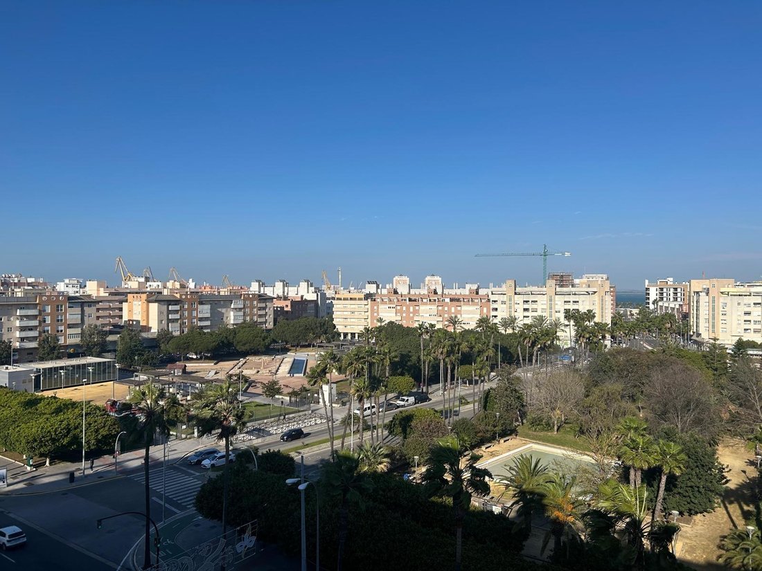 Apartment in Cadiz, Andalusia, Spain 4 - 15558408