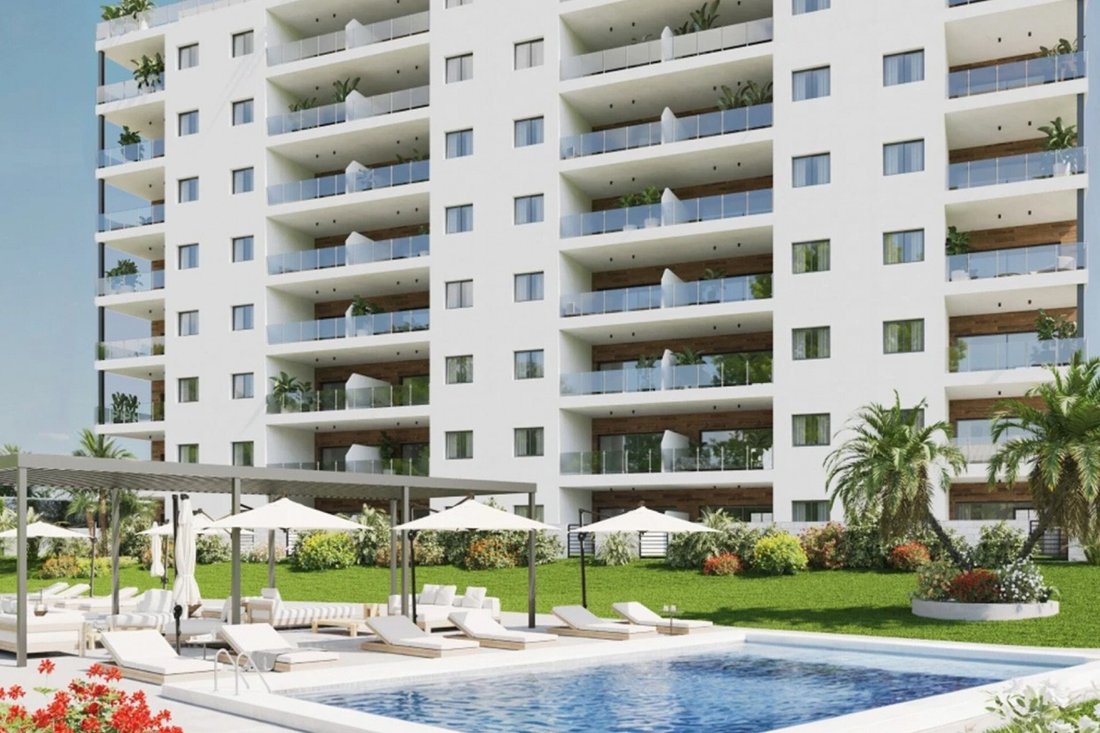 Apartment in la Vila Joiosa / Villajoyosa, Valencian Community, Spain 2 - 15557930