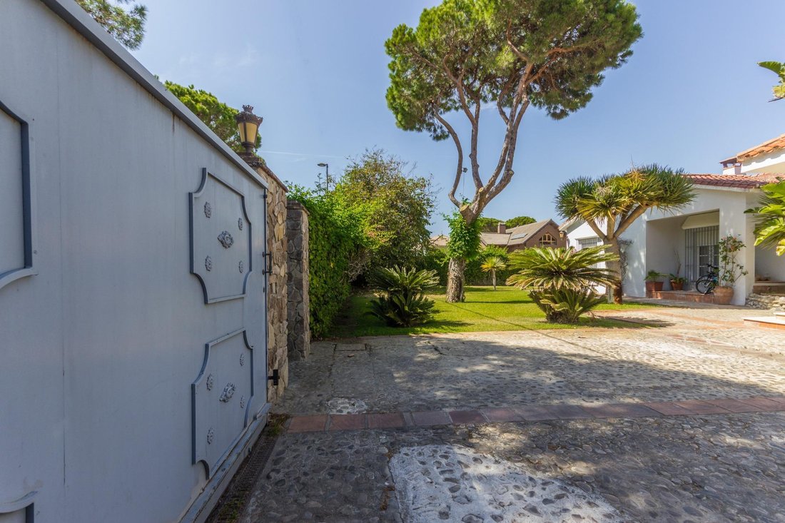 Chalet in El Puerto de Santa María, Andalusia, Spain 4 - 15557013