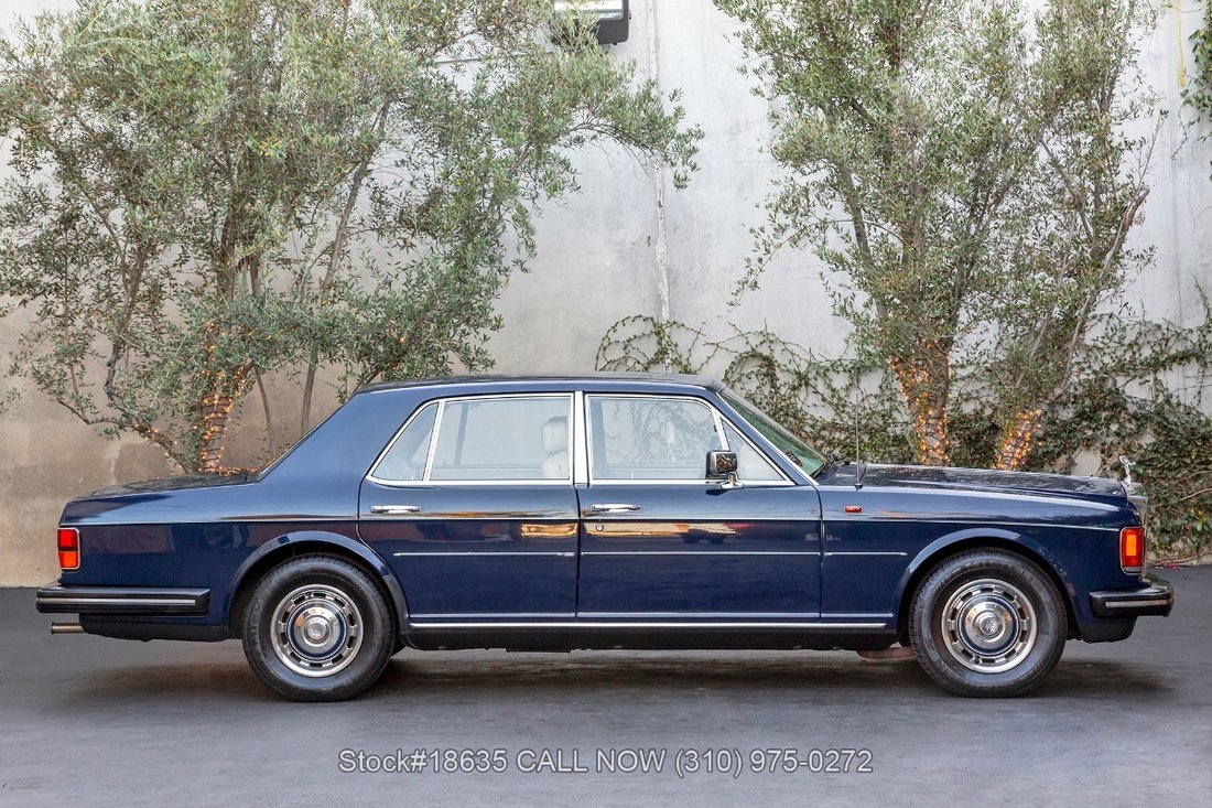 Rolls-Royce Silver Spirit in Los Angeles, CA 4 - 15559190