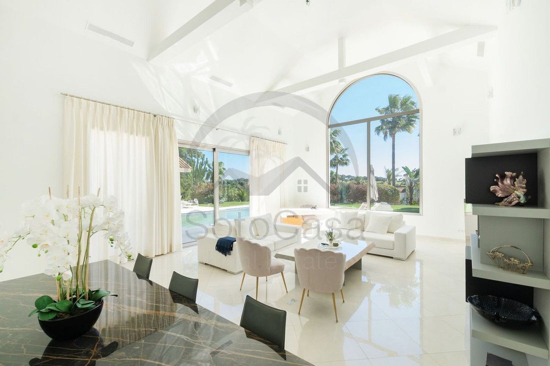 Villa in Sotogrande, San Roque, Andalusia 2 - 15557361