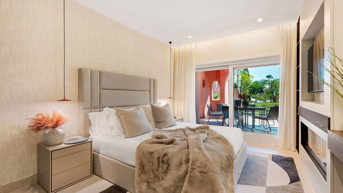Apartment in Gualdalmansa, Estepona, Andalusia 3 - 14515017