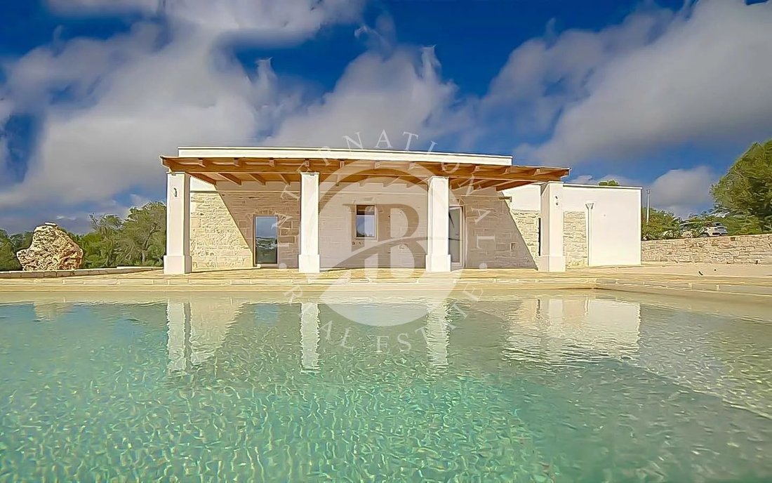 Villa in Ceglie Messapica, Apulia, Italy 1 - 15555933