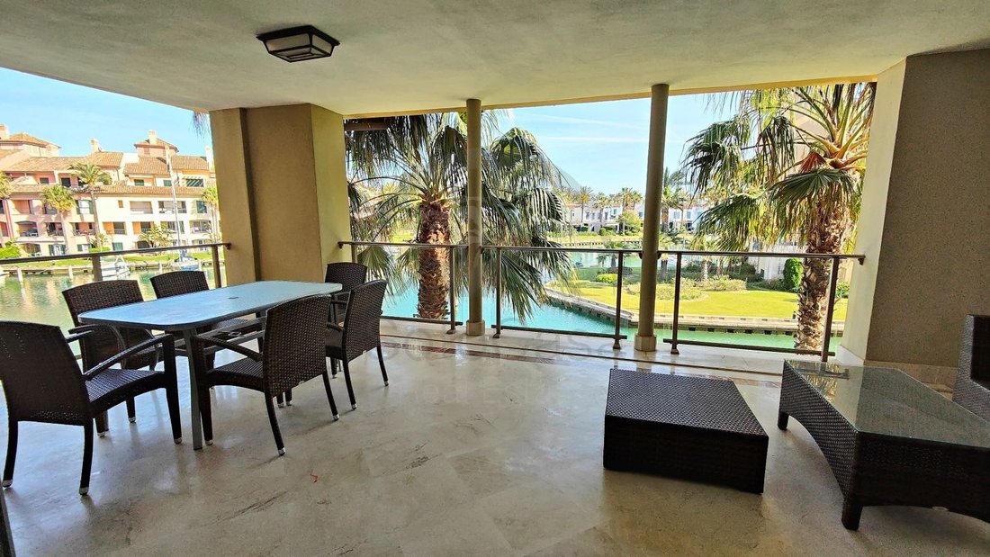 Apartment in Sotogrande, San Roque, Andalusia 5 - 15557064